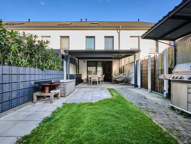 Reihenmittelhaus zum Kauf 449.000 € 5 Zimmer 141 m² 177 m² Grundstück Straubing Straubing 94315