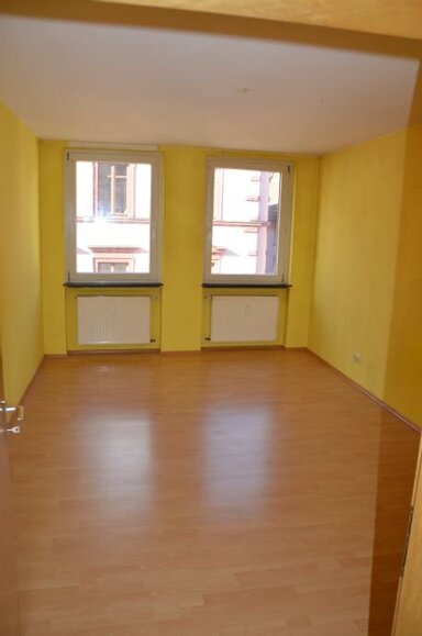 Wohnung zur Miete 780 € 4 Zimmer 115 m² 2. Geschoss Hauptstraße 35 Karlstadt Karlstadt 97753