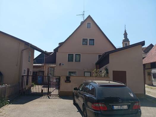 Einfamilienhaus zum Kauf provisionsfrei 75.000 € 5 Zimmer 120 m² 344 m² Grundstück Hauptstraße 47 Oberfladungen Fladungen 97650