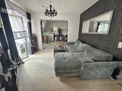 Wohnung zur Miete 850 € 5 Zimmer 110 m² Dachgeschoss, 3. Geschoss frei ab 01.08.2025 Bad Wildbad Bad Wildbad 75323