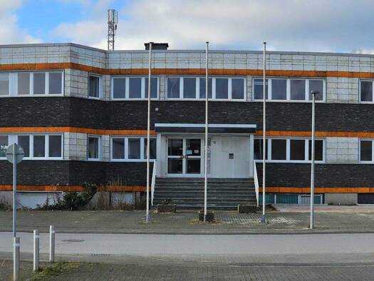 Bürofläche zur Miete provisionsfrei 8,50 € 11 Zimmer 380 m² Bürofläche Siemensstr. 12 Hillerheide Recklinghausen 45659