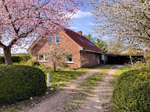 Wohnung zur Miete 1.180 € 3,5 Zimmer 80 m² Geschoss 1/1 frei ab 01.05.2026 Woltersdorf 21516