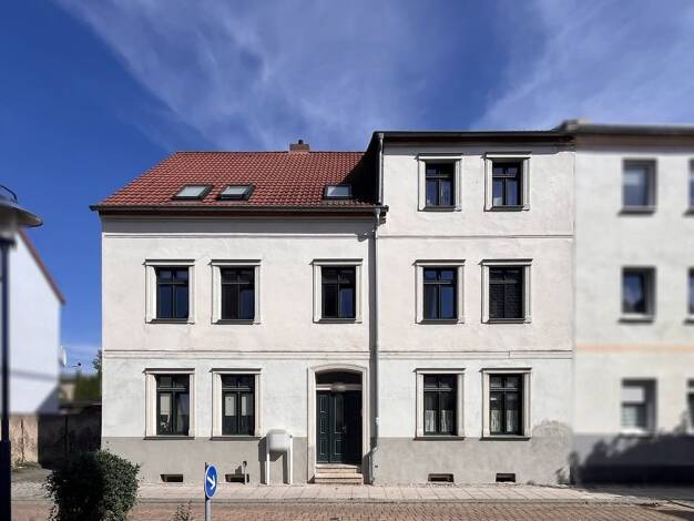 Mehrfamilienhaus zum Kauf 135.000 € 12 Zimmer 254,4 m² 372 m² Grundstück Staßfurt Staßfurt 39418