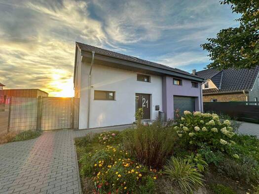 Einfamilienhaus zum Kauf 635.000 € 7 Zimmer 210 m² 616 m² Grundstück Klein Hutbergen Verden (Aller) 27283