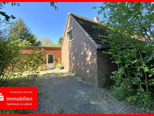 Doppelhaushälfte zum Kauf 169.000 € 6 Zimmer 114 m² 837 m² Grundstück St. Jürgen Lübeck 23560