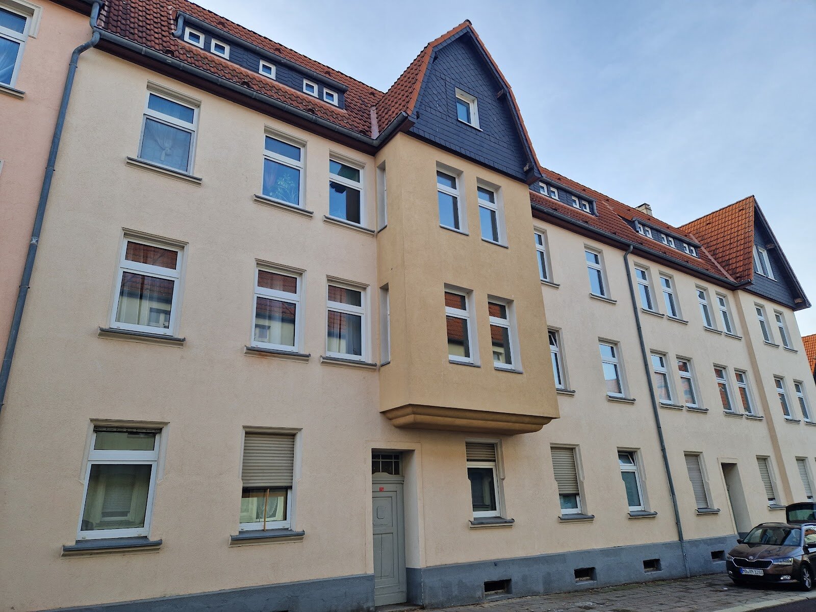 Wohnung zur Miete 329 € 2 Zimmer 49 m²<br/>Wohnfläche 3.<br/>Geschoss 01.12.2024<br/>Verfügbarkeit Otto-Richter-Str. 35b Otto-Richter-Straße Magdeburg 39116