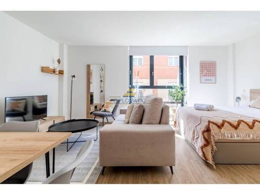 Wohnung zur Miete 1.500 € 1 Zimmer 45 m² 2. Geschoss Madrid 28029