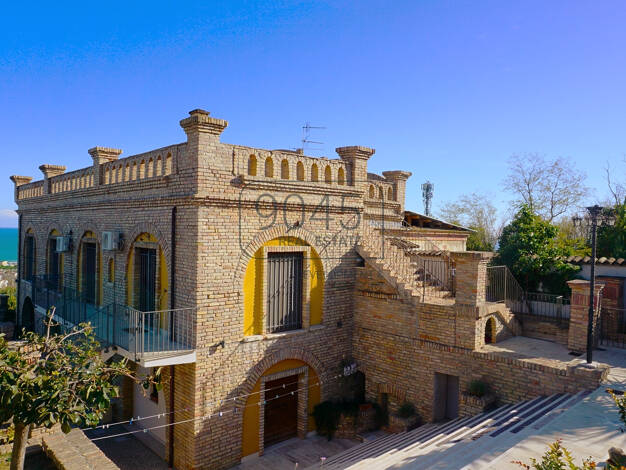 Villa zum Kauf 870.000 € 5 Zimmer 690 m² 3.200 m² Grundstück Tortoreto Lido 64018