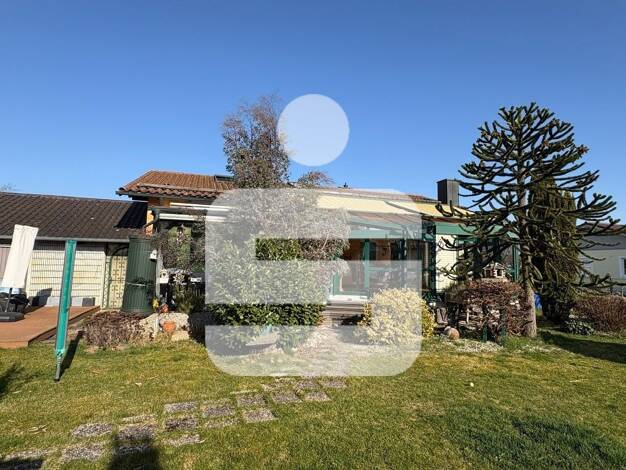 Bungalow zum Kauf 350.000 € 4 Zimmer 140 m² 705 m² Grundstück Pocking Pocking 94060