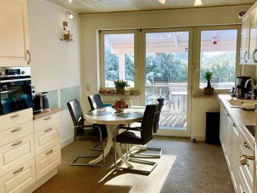 Einfamilienhaus zum Kauf provisionsfrei 1.100.000 € 8 Zimmer 290 m² 1.517 m² Grundstück frei ab sofort Gülzow 21483