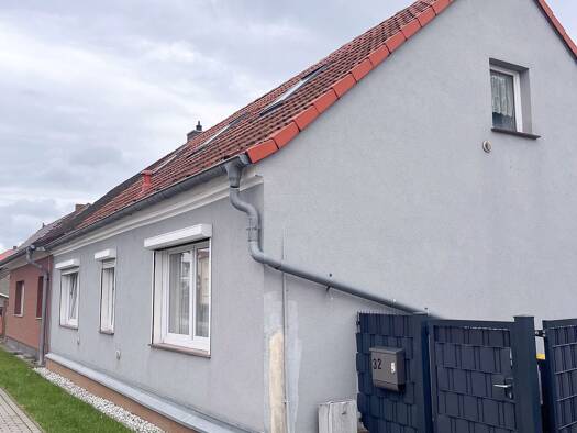 Reihenendhaus zum Kauf 190.000 € 6 Zimmer 129 m² 606 m² Grundstück Hauptstraße 32 Dabergotz 16818