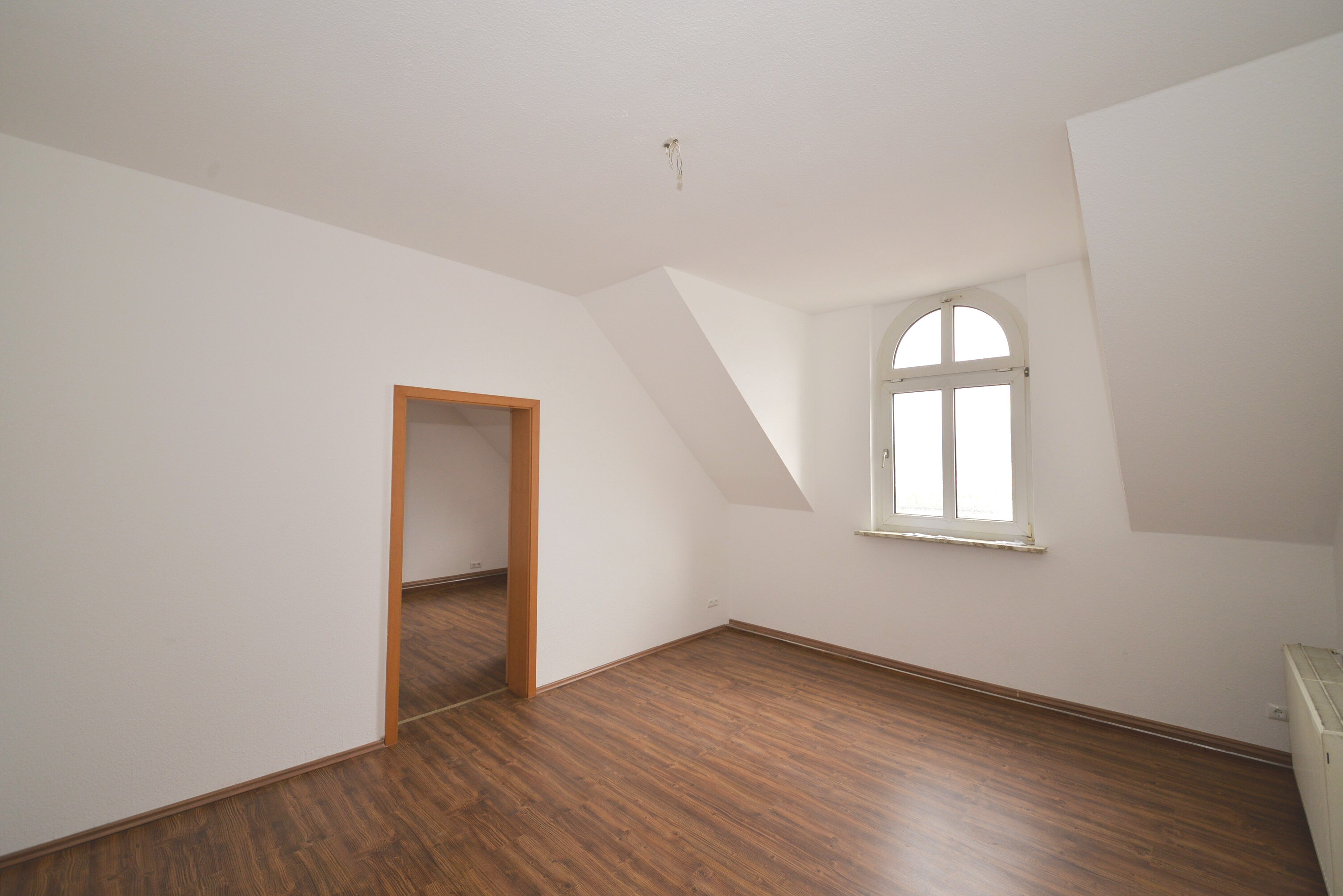 Wohnung zur Miete 500 € 3 Zimmer 95 m²<br/>Wohnfläche 4.<br/>Geschoss ab sofort<br/>Verfügbarkeit Berliner Str. 177 Oberbarmen-Schwarzbach Wuppertal 42277