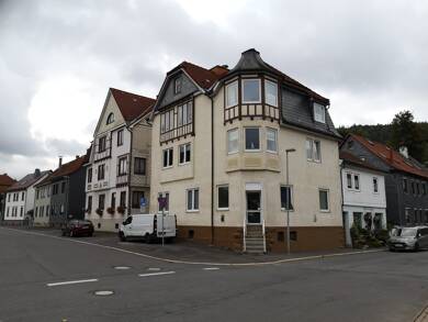 Wohnung zur Miete 530 € 4 Zimmer 85 m² Dachgeschoss, 2. Geschoss frei ab 01.06.2025 Insel 1 Zella-Mehlis 98544