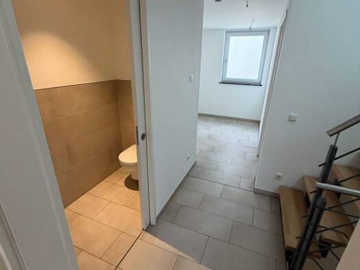 Maisonette zur Miete 790 € 2 Zimmer 76 m² frei ab sofort Nikolaistraße 20 Zentrum Mitte 04109