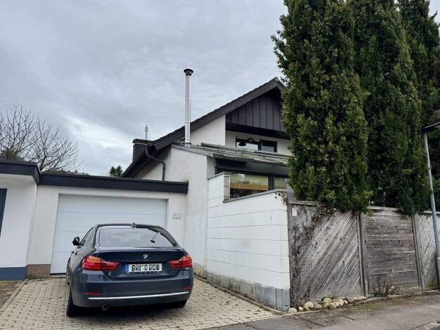 Einfamilienhaus zur Miete 2.500 € 7 Zimmer 220 m² 554 m² Grundstück frei ab 01.05.2026 Markgrafenstr. 7 Nimburg Teningen 79331