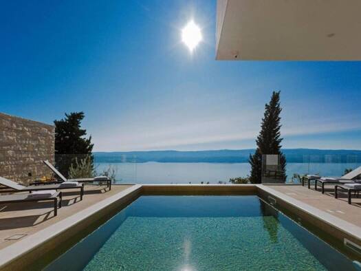 Villa zum Kauf - Erstbezug 1.700.000 € 4 Zimmer 350 m² Omiš 21310