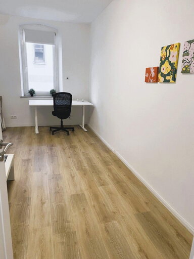 WG-Zimmer zur Miete Wohnen auf Zeit 350 € 25,5 m² 1. Geschoss frei ab 01.02.2025 Innenstadt Hof 95028