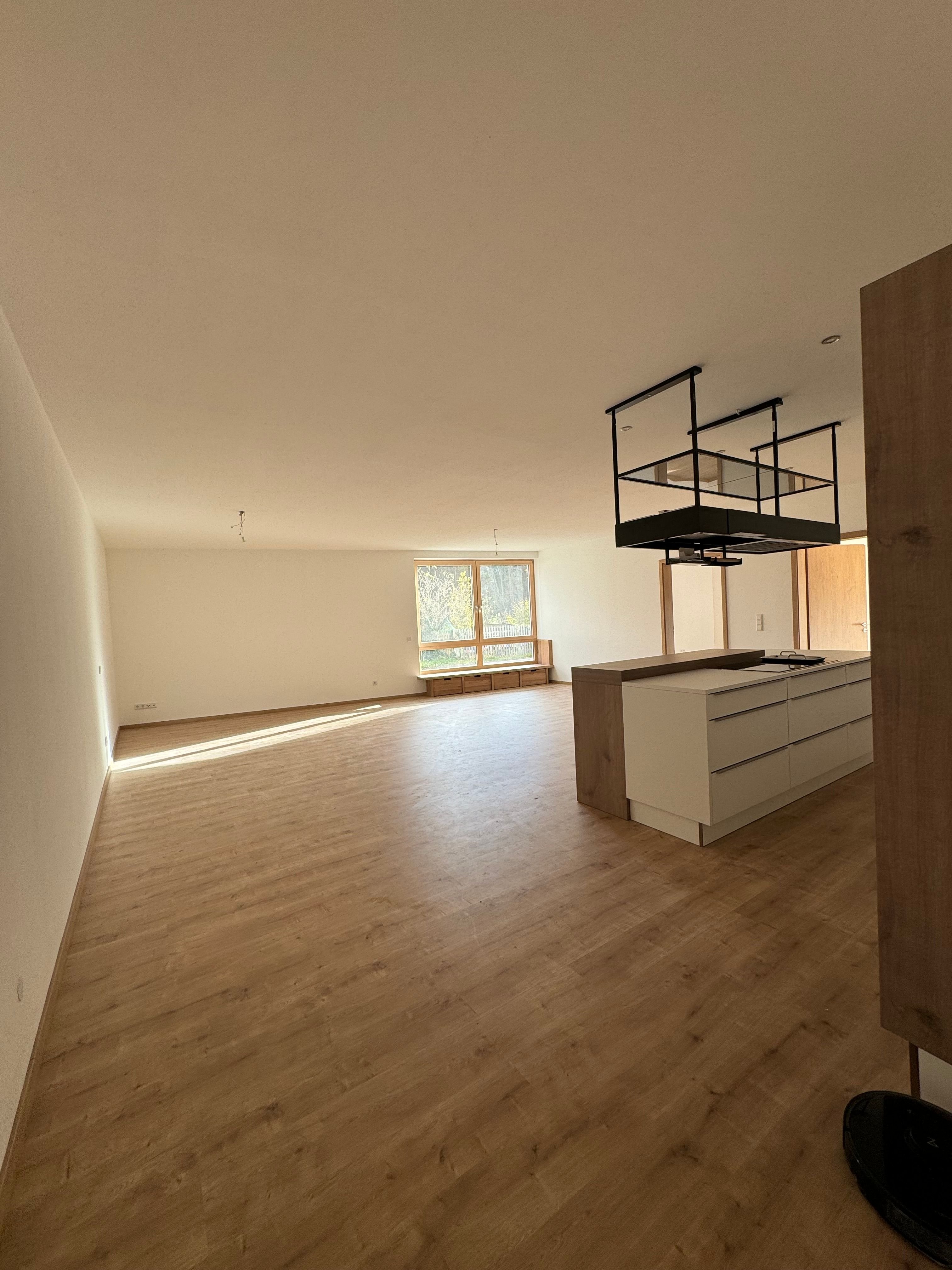 Wohnung zur Miete 1.400 € 3 Zimmer 120 m²<br/>Wohnfläche EG<br/>Geschoss 01.02.2025<br/>Verfügbarkeit Göbelsbach Pfaffenhofen an der Ilm 85276