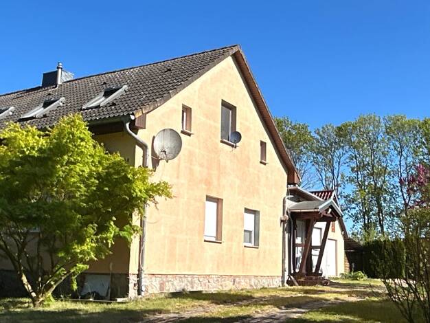 Doppelhaushälfte zum Kauf 199.000 € 6 Zimmer 127 m² 1.975 m² Grundstück Groß Polzin Groß Polzin 17390