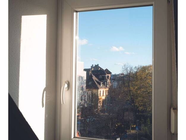 Wohnung zum Kauf 349.000 € 3 Zimmer 65 m² Dachgeschoss, 3. Geschoss frei ab sofort Frankfurt am Main 60433