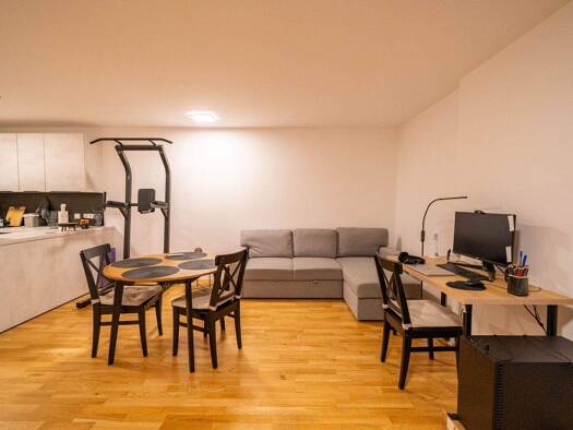 Wohnung zur Miete 1.072 € 2 Zimmer 64,4 m² 8. Geschoss frei ab 01.01.2026 Großprüfening-Dechbetten-Königswiesen Regensburg 93051