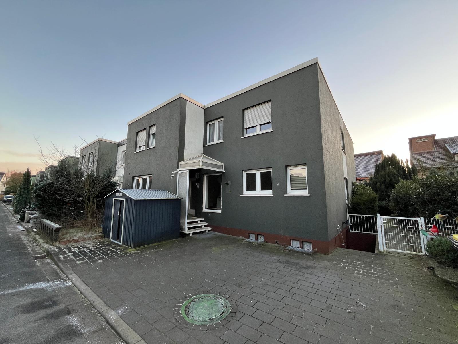 Mehrfamilienhaus zum Kauf 399.000 € 6 Zimmer 210 m²<br/>Wohnfläche 418 m²<br/>Grundstück Azaleenweg 27 Gütersloh Gütersloh 33330