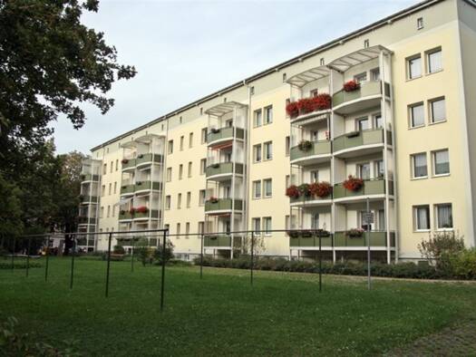 Wohnung zur Miete 308 € 2 Zimmer 49,7 m² 2. Geschoss frei ab 01.03.2027 Stublach Gera 07552