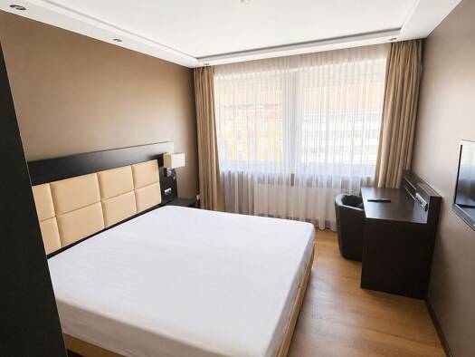 Wohnung zur Miete 580 € 1 Zimmer 18 m² EG frei ab sofort Kriegsstraße 51 Südweststadt Südweststadt 76133