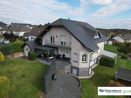 Einfamilienhaus zum Kauf 429.000 € 8 Zimmer 207,9 m² 722 m² Grundstück Gevenich 56825