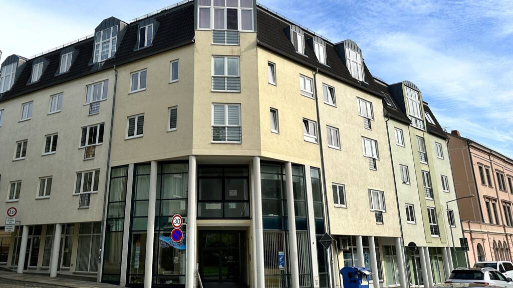 Bürofläche zum Kauf 85.000 € 3 Zimmer 125 m² Bürofläche Leipziger Straße 18 Meerane 08393