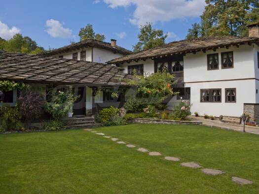 Hotel zum Kauf 438.000 € Gabrovo