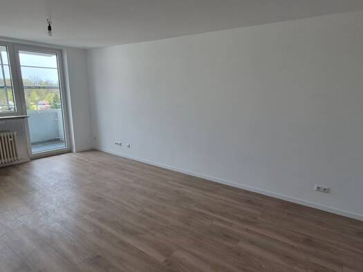Wohnung zur Miete 898 € 1 Zimmer 62,3 m² Geschoss 7/8 frei ab 01.08.2026 Neuröthenbach Nürnberg 90449