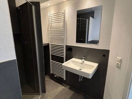 Terrassenwohnung zur Miete 815 € 2 Zimmer 45 m² Geschoss 2/2 frei ab sofort Weisenau Mainz 55130