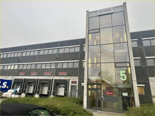 Bürofläche zur Miete 2.350 € 467 m² Bürofläche Hallbergmoos 85399