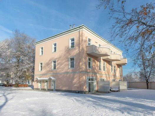 Atelier zur Miete 243 € 1 Zimmer 12,5 m² Bürofläche Schwechat 2320