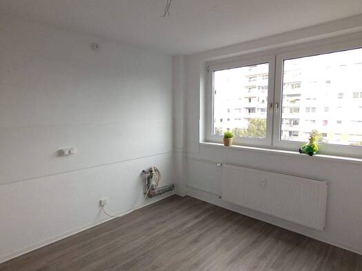 Wohnung zur Miete 393 € 2 Zimmer 66,6 m² 4. Geschoss Apollostr. 7 Reform Magdeburg 39118