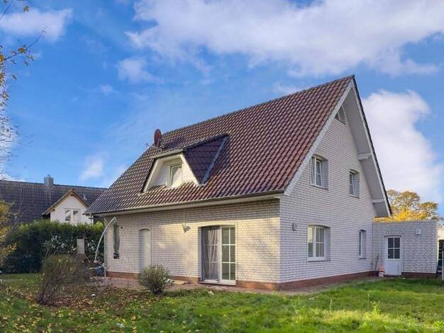 Einfamilienhaus zum Kauf 569.000 € 8 Zimmer 194 m² 490 m² Grundstück Brinkum Stuhr 28816