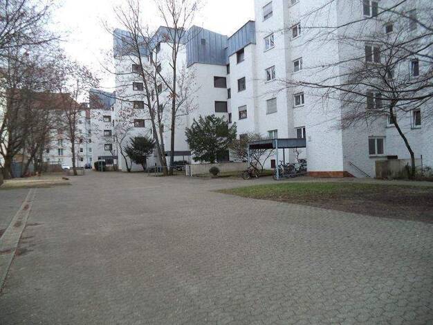 Wohnung zur Miete 1.054 € 3 Zimmer 76,5 m² 2. Geschoss frei ab 18.04.2026 Pilotystr. 28 Gärten h d Veste Nürnberg 90408