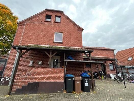 Mehrfamilienhaus zum Kauf als Kapitalanlage geeignet 245.000 € 9 Zimmer 190 m² 369 m² Grundstück Auf dem Hoyn 6 Soltau Soltau 29614