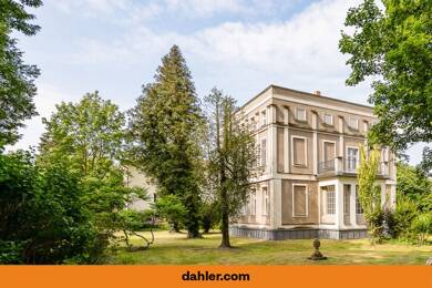 Villa zum Kauf 1.450.000 € 10 Zimmer 290,7 m² 751 m² Grundstück Karow Berlin-Karow 13125
