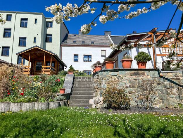 Reihenmittelhaus zum Kauf provisionsfrei 79.000 € 9 Zimmer 147 m² 506 m² Grundstück Greiz 07973