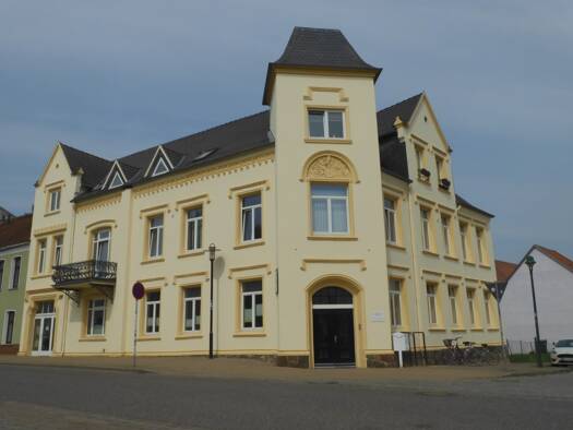 Wohnung zur Miete 430 € 2 Zimmer 50 m² Malchin 17139