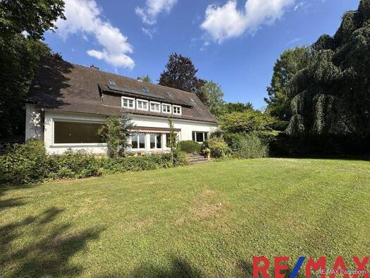 Villa zum Kauf 530.000 € 12 Zimmer 423 m² 3.638 m² Grundstück Von-Vincke-Str. 32 Bad Driburg 33014