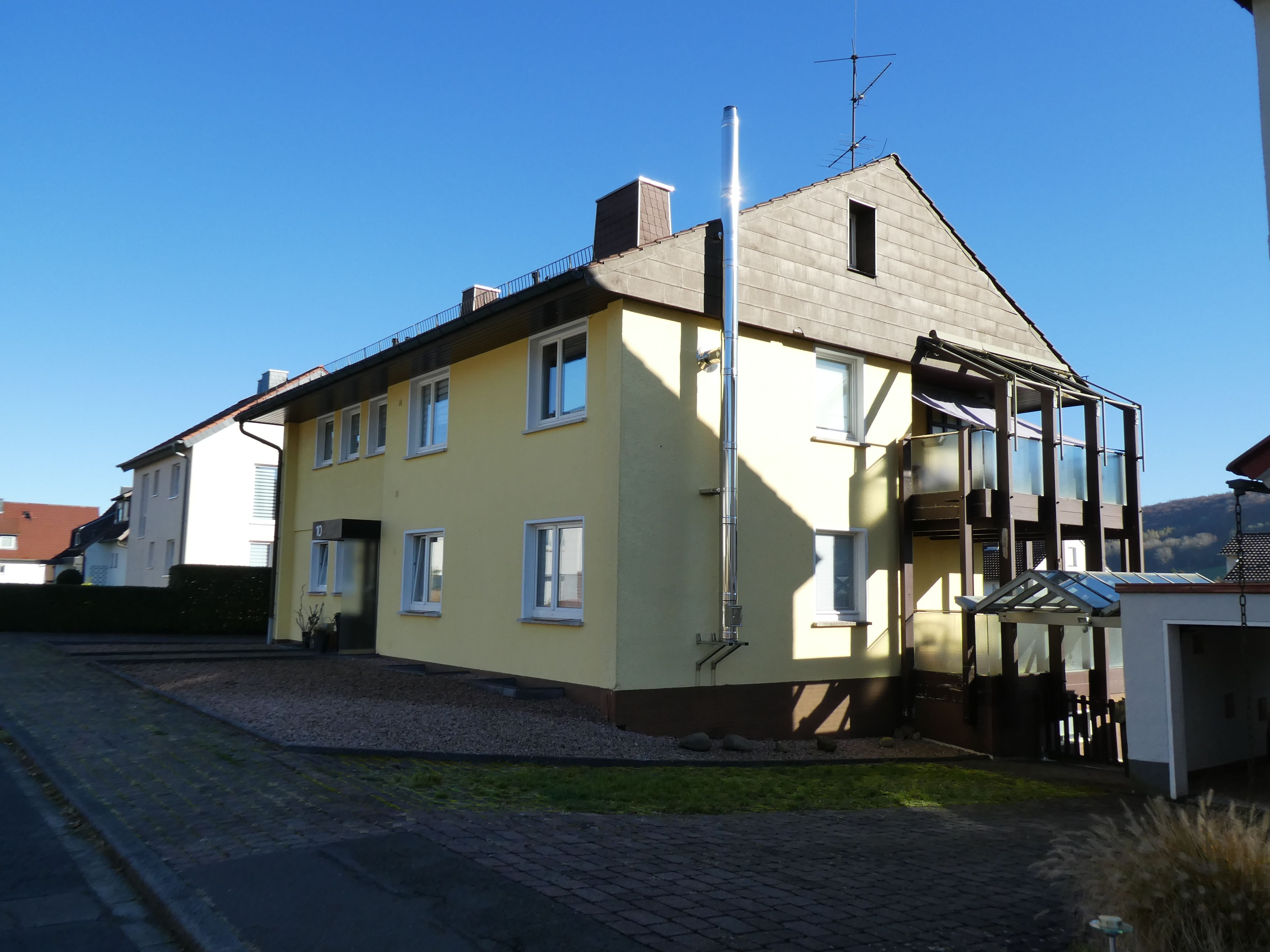 Mehrfamilienhaus zum Kauf 375.000 € 10 Zimmer 300 m²<br/>Wohnfläche 811 m²<br/>Grundstück Friedewald Friedewald 36289