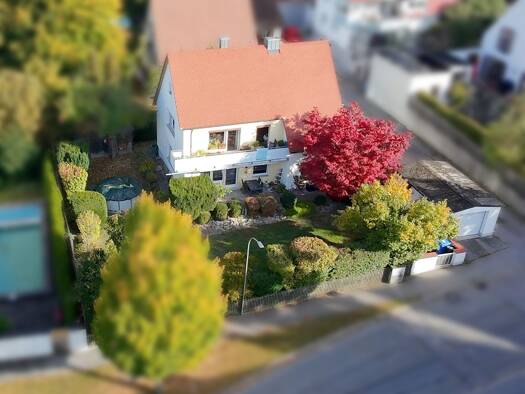 Mehrfamilienhaus zum Kauf provisionsfrei 598.000 € 6 Zimmer 150 m² 678 m² Grundstück Achdorf Landshut 84036
