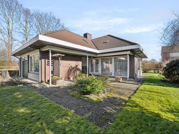 Einfamilienhaus zum Kauf 240.000 € 8 Zimmer 160,8 m² 969 m² Grundstück Heide Heide 25746