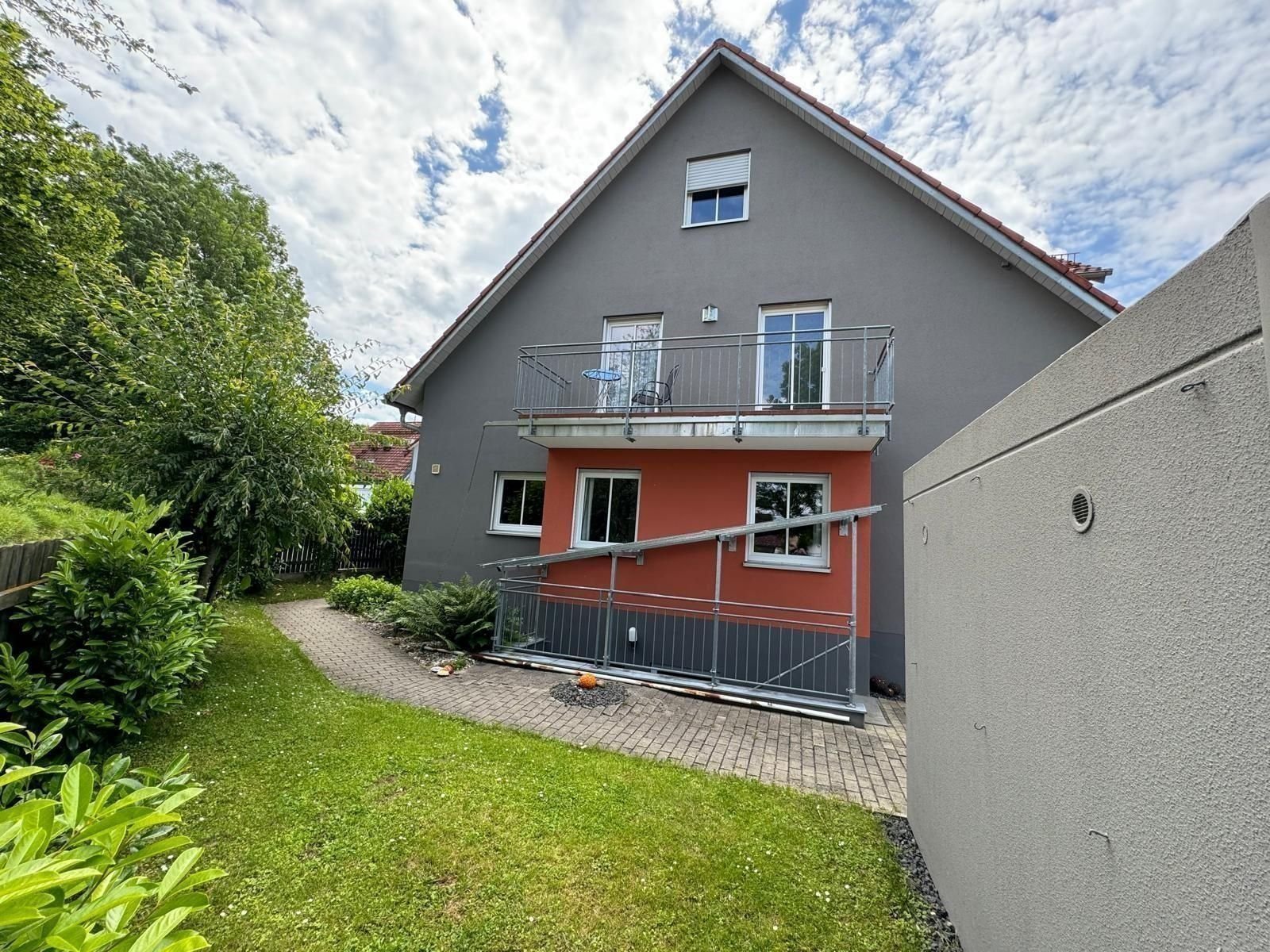 Doppelhaushälfte zum Kauf 789.000 € 5 Zimmer 130 m²<br/>Wohnfläche 311 m²<br/>Grundstück Bergstraße 10a Schwaig Oberding 85445