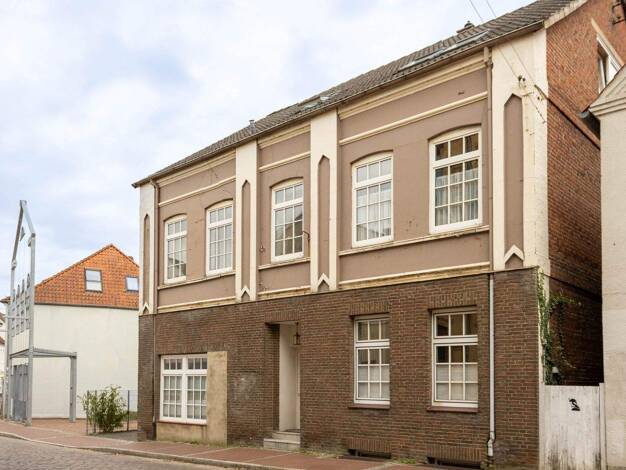 Mehrfamilienhaus zum Kauf 529.000 € 9 Zimmer 292 m² 426 m² Grundstück Bad Segeberg 23795