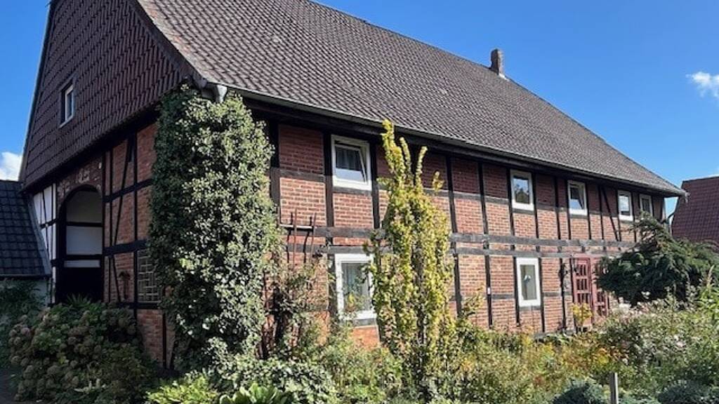 Bauernhaus zum Kauf 379.000 € 14 Zimmer 295 m² 1.690 m² Grundstück frei ab sofort Schmedenstedt Peine 31226