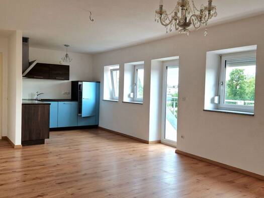 Wohnung zum Kauf 210.000 € 2 Zimmer 58 m² Geschoss 4/4 frei ab sofort Berg Donauwörth 86609
